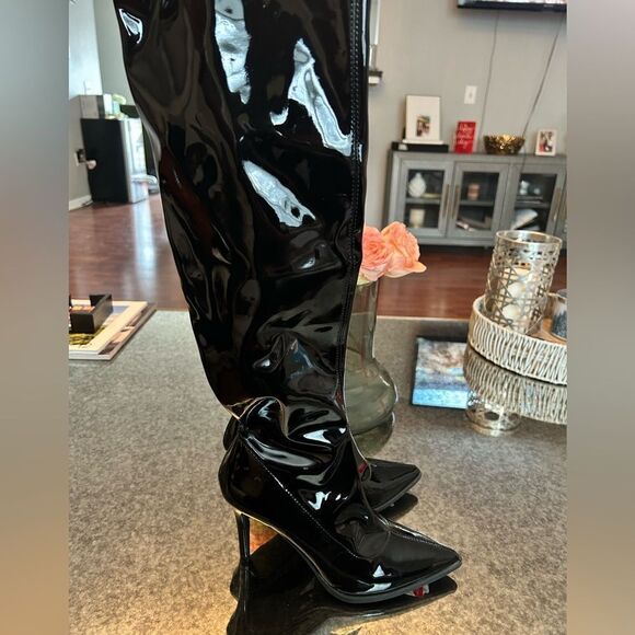 Steve Madden Stiles Tall Patent Leather Boots NEW - Picture 2 of 5